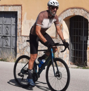 Giovanni Esposito Men's Trailblazer Cycling Jersey Front Distance