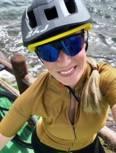 Diana Petrella Gold Finish Capra Summit Women’s Cycling Jersey Close-Up
